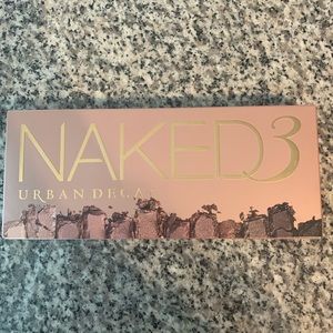 Naked 3 Eyeshadow Palette
